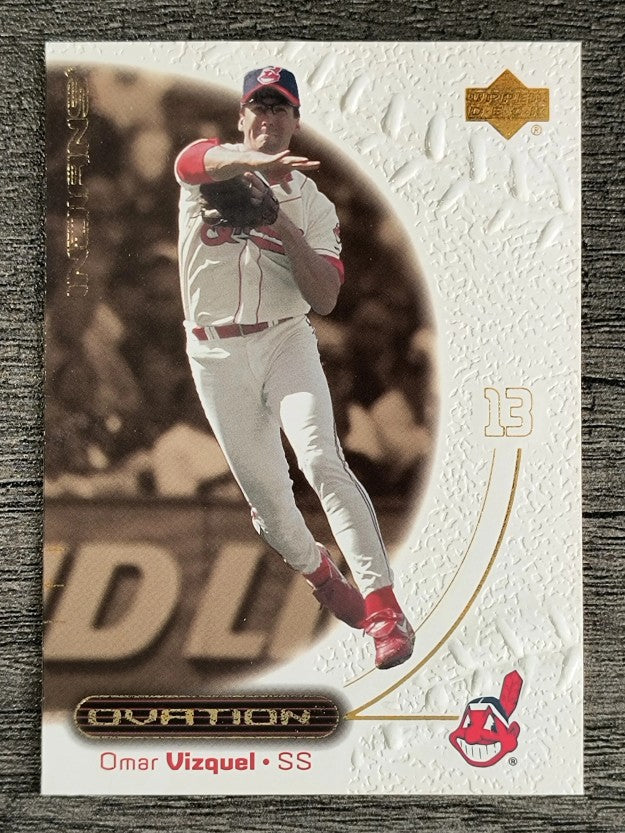 2001 Upper Deck Ovation #9 Omar Vizquel