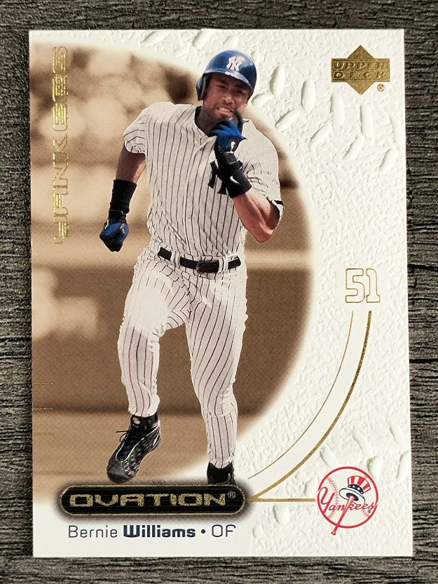 2001 Upper Deck Ovation #25 Bernie Williams