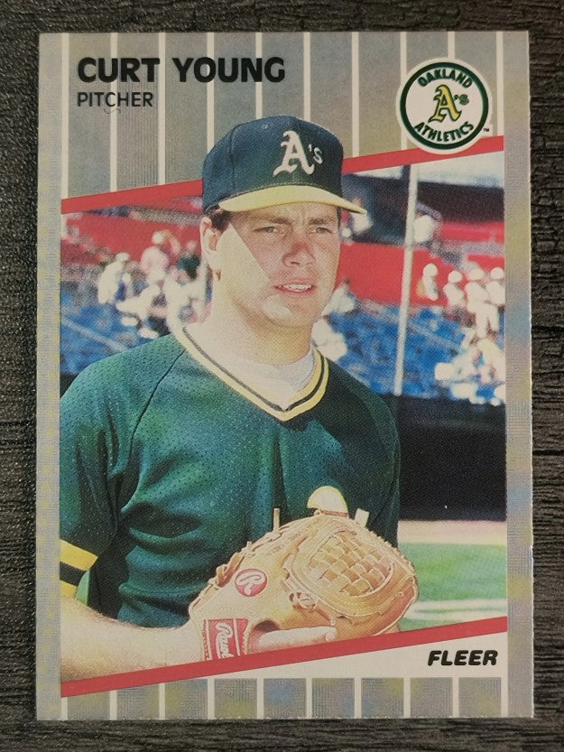 1989 Fleer #26 Curt Young