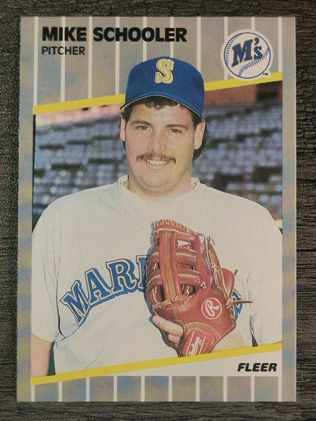 1989 Fleer #559 Mike Schooler