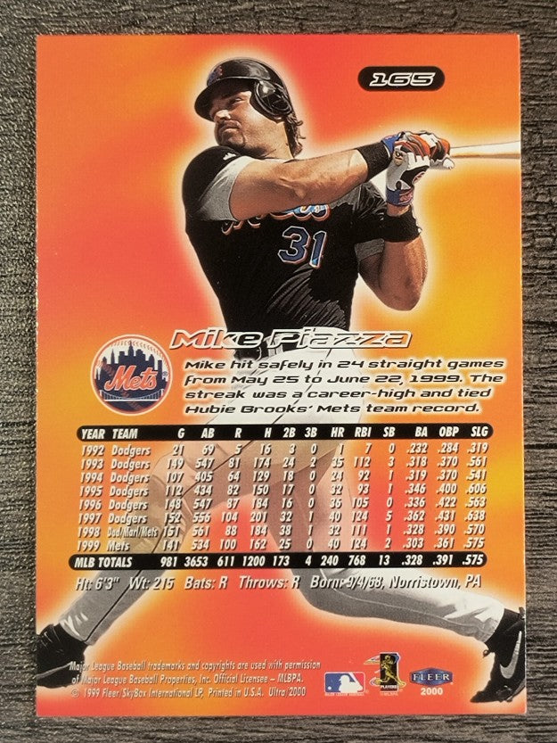 2000 Ultra #165 Mike Piazza