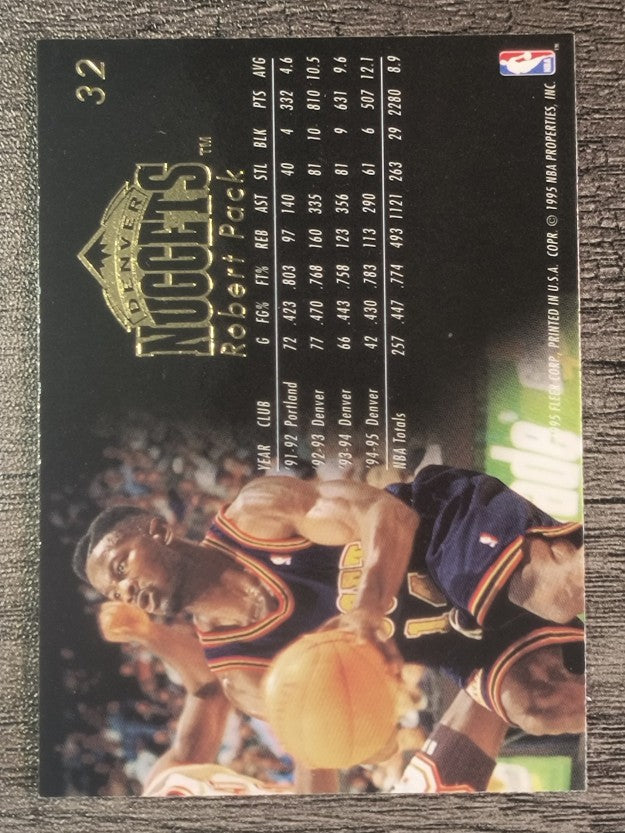 1995-96 Flair #32 Robert Pack