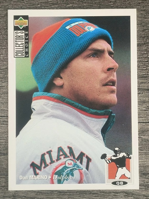 1994 Collector's Choice #147 Dan Marino