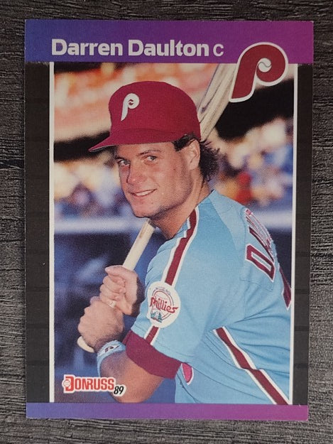 1989 Donruss #549 Darren Daulton DP/Posing as right-/handed hitter