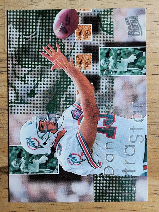 1995 Ultra Stars #4 Dan Marino