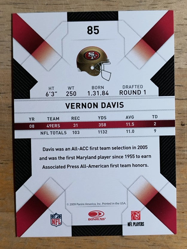 2009 Donruss Threads #85 Vernon Davis