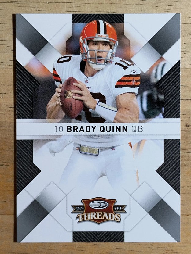 2009 Donruss Threads #23 Brady Quinn