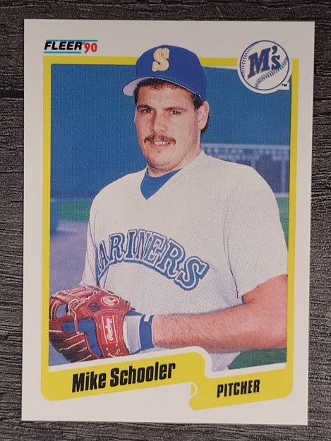 1990 Fleer #525 Mike Schooler