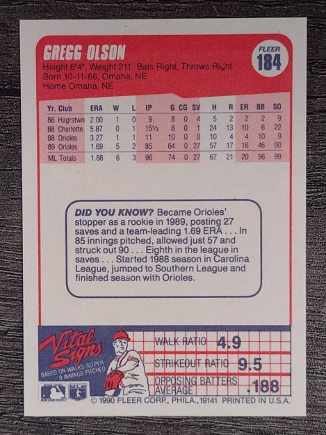 1990 Fleer #184 Gregg Olson