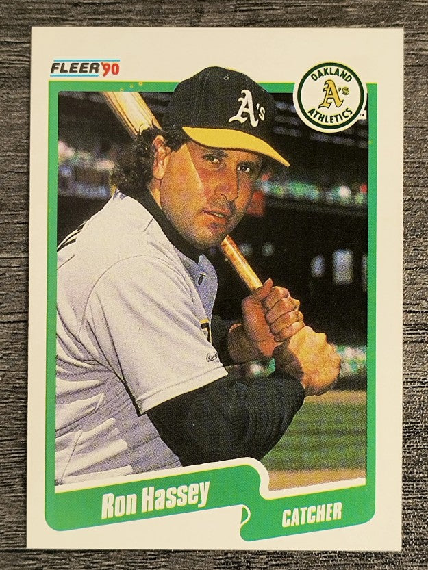 1990 Fleer #8 Ron Hassey