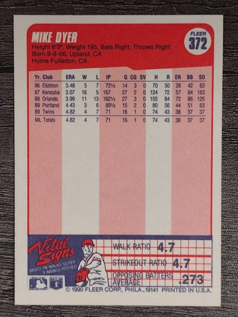 1990 Fleer #372 Mike Dyer RC
