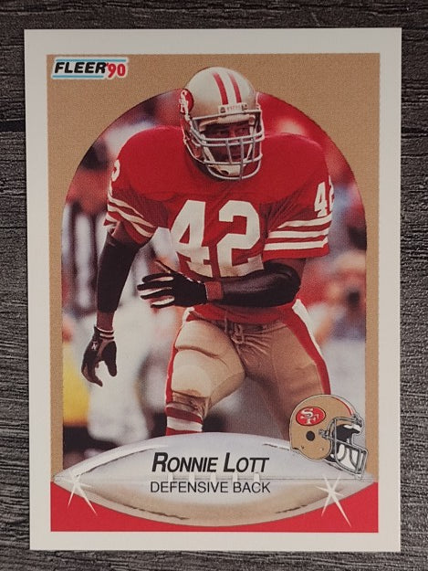 1990 Fleer #9 Ronnie Lott