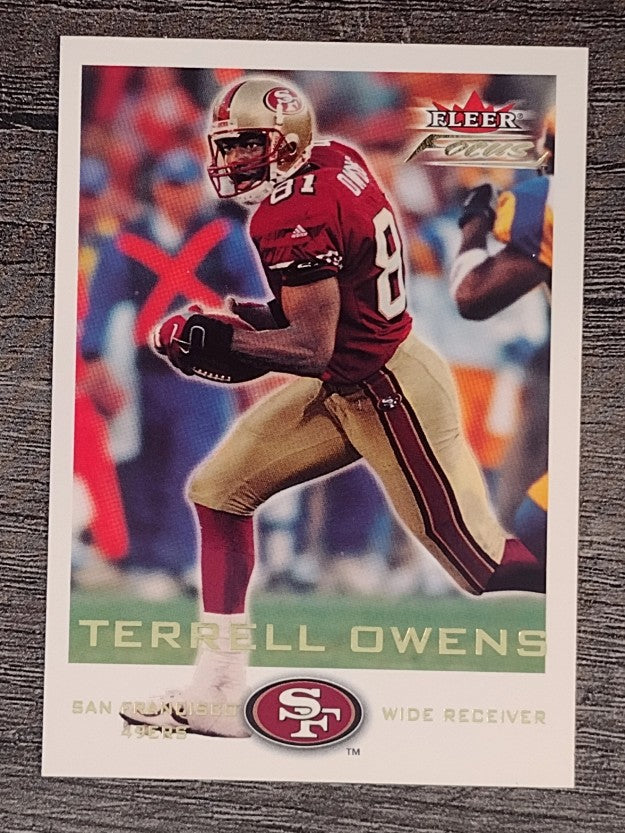 2000 Fleer Focus #175 Terrell Owens