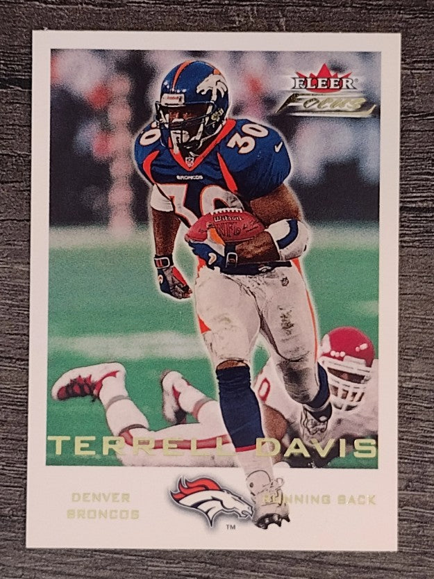 2000 Fleer Focus #161 Terrell Davis