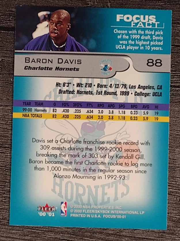 2000-01 Fleer Focus #88 Baron Davis