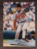 2000 Pacific Omega #19 Mike Mussina