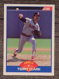 1989 Score #566 Terry Clark
