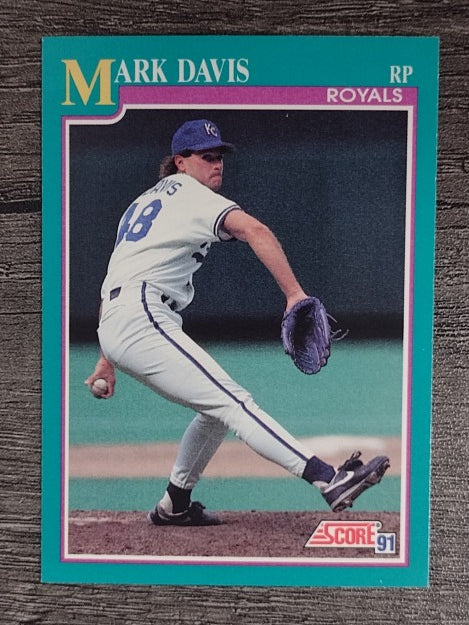 1991 Score #136 Mark Davis