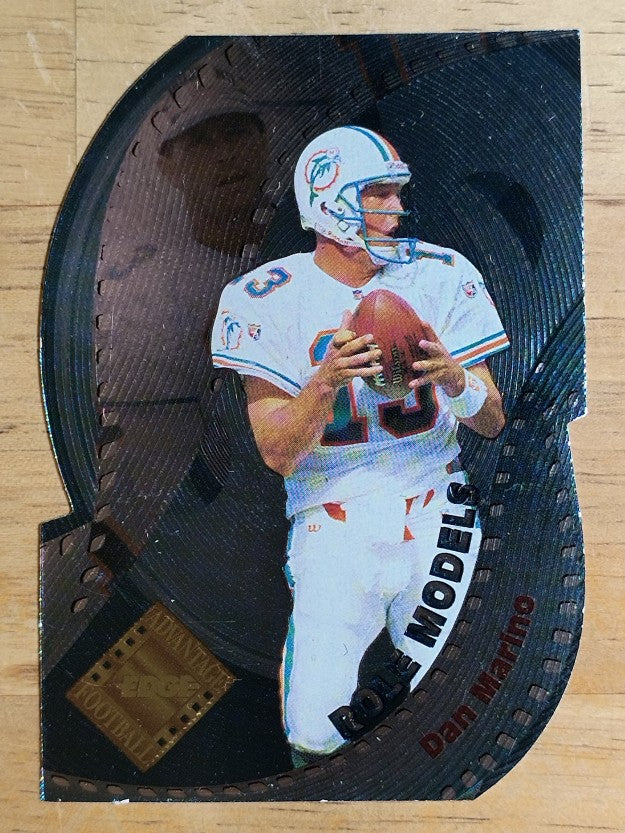1996 Collector's Edge Advantage Role Models #RM2 Dan Marino