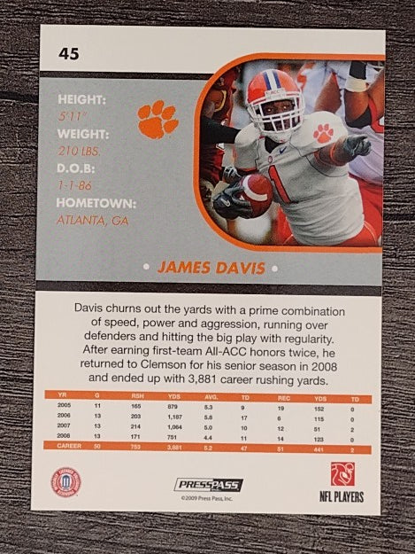 2009 Press Pass SE #45 James Davis