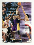 1999-00 SkyBox Premium #55 Shaquille O'Neal