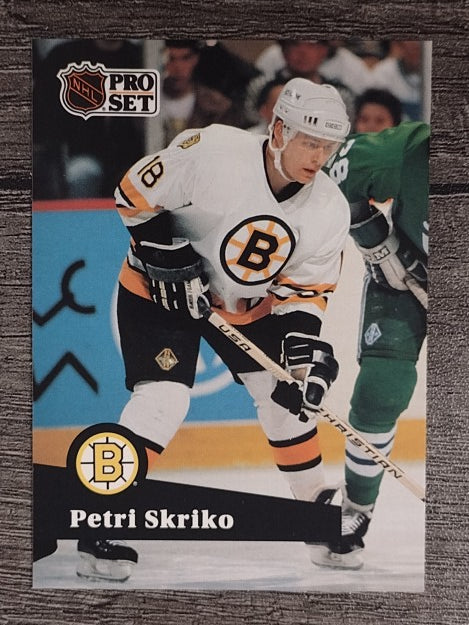 1991-92 Pro Set French #8 Petri Skriko