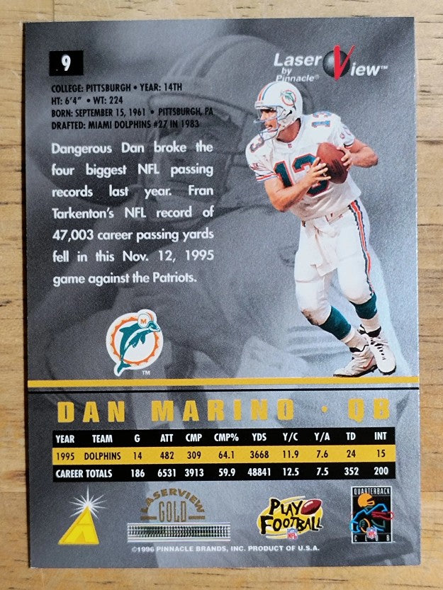 1996 Laser View Gold #9 Dan Marino