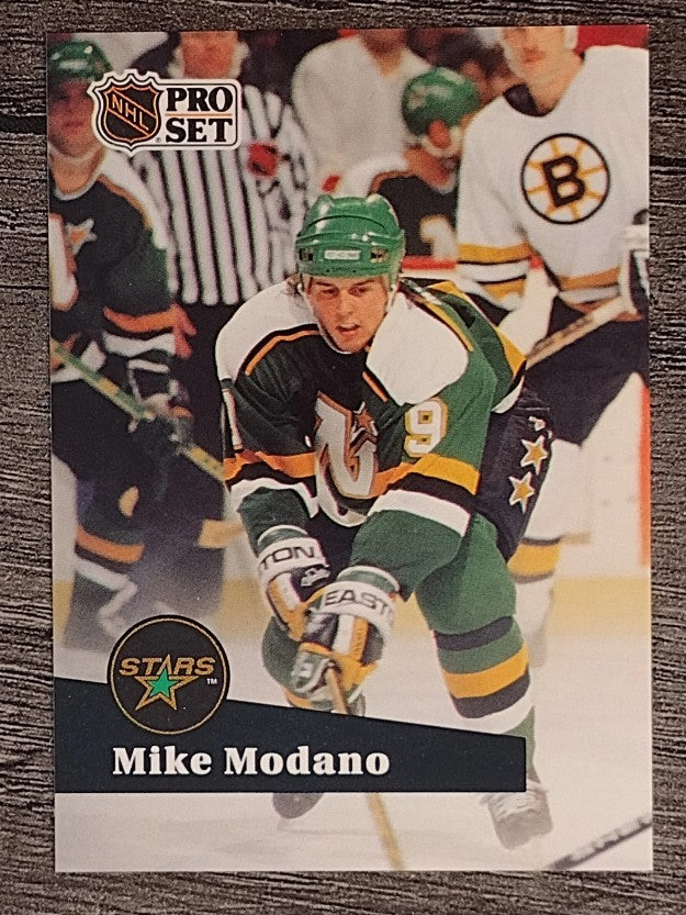 1991-92 Pro Set French #105 Mike Modano