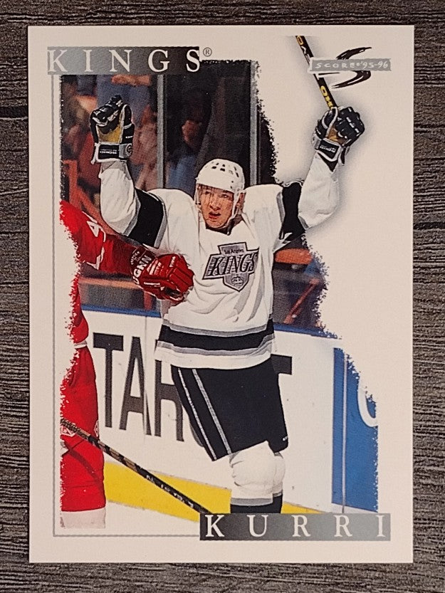 1995-96 Score #115 Jari Kurri