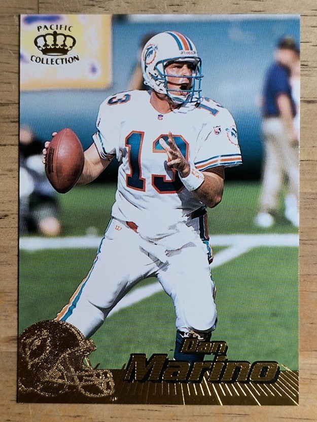1996 Pacific #233 Dan Marino