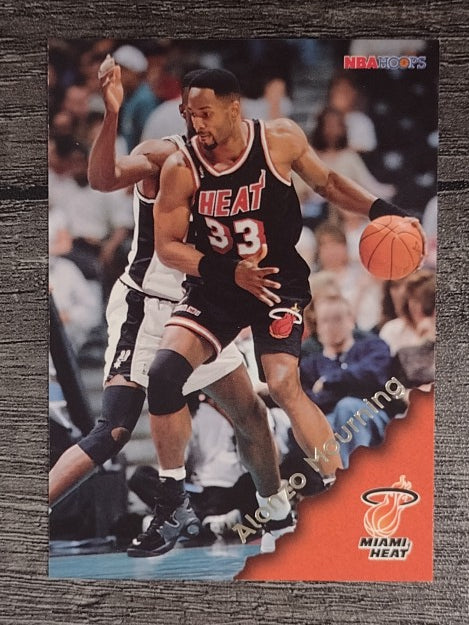 1996-97 Hoops #84 Alonzo Mourning