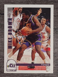 1992-93 Hoops #222 Mike Brown