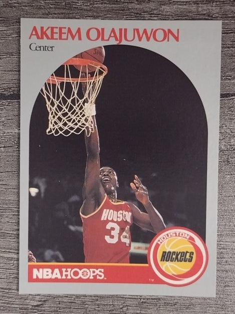 1990-91 Hoops #127 Hakeem Olajuwon
