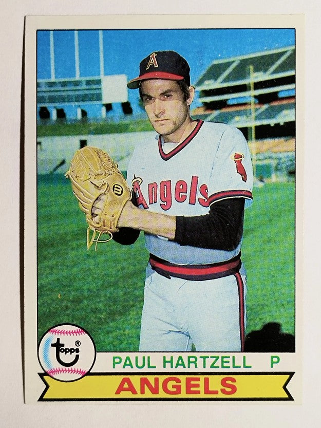 1979 Topps #402 Paul Hartzell (EXMT)