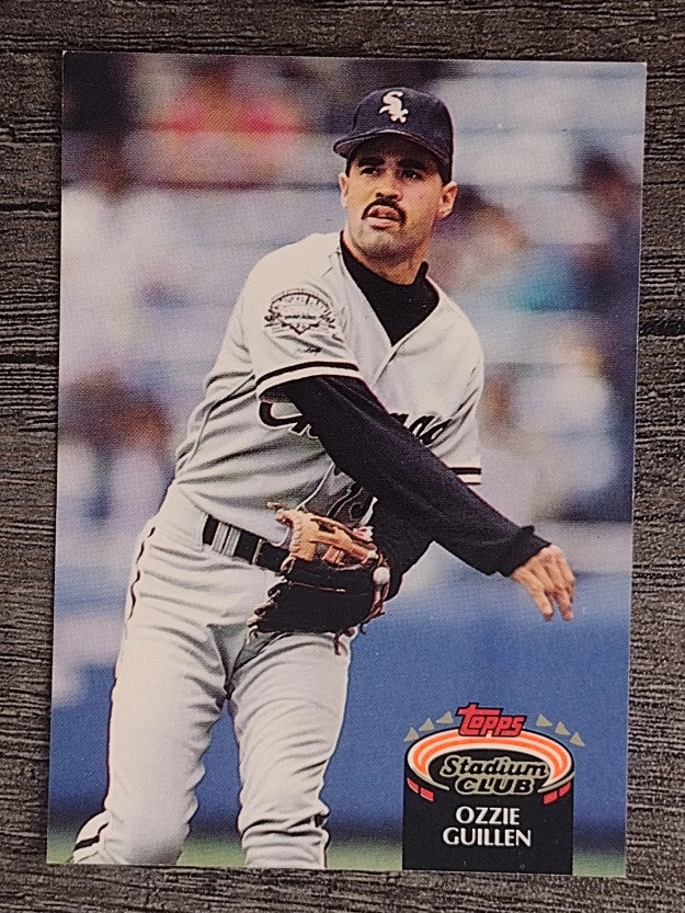 1992 Stadium Club #20 Ozzie Guillen