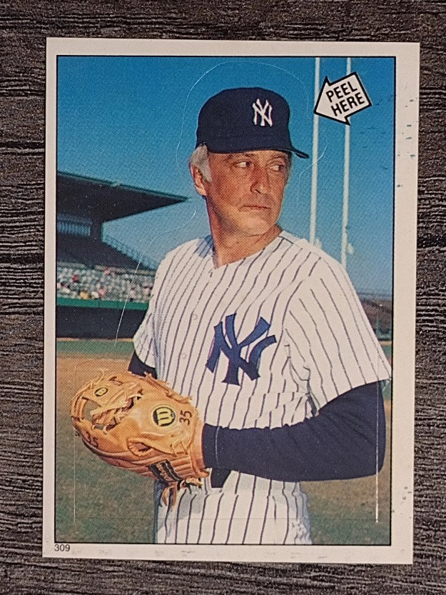 1985 Topps Stickers #309 Phil Niekro
