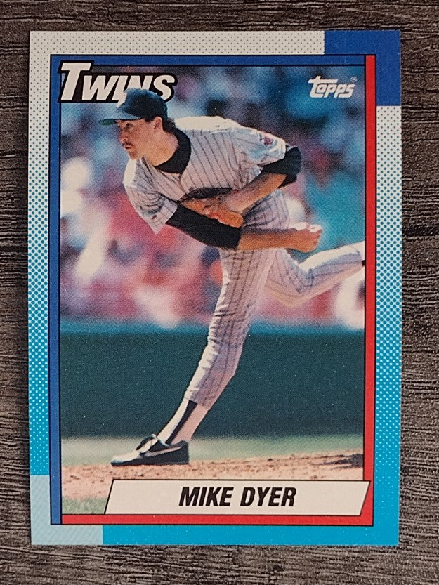 1990 Topps #576 Mike Dyer RC