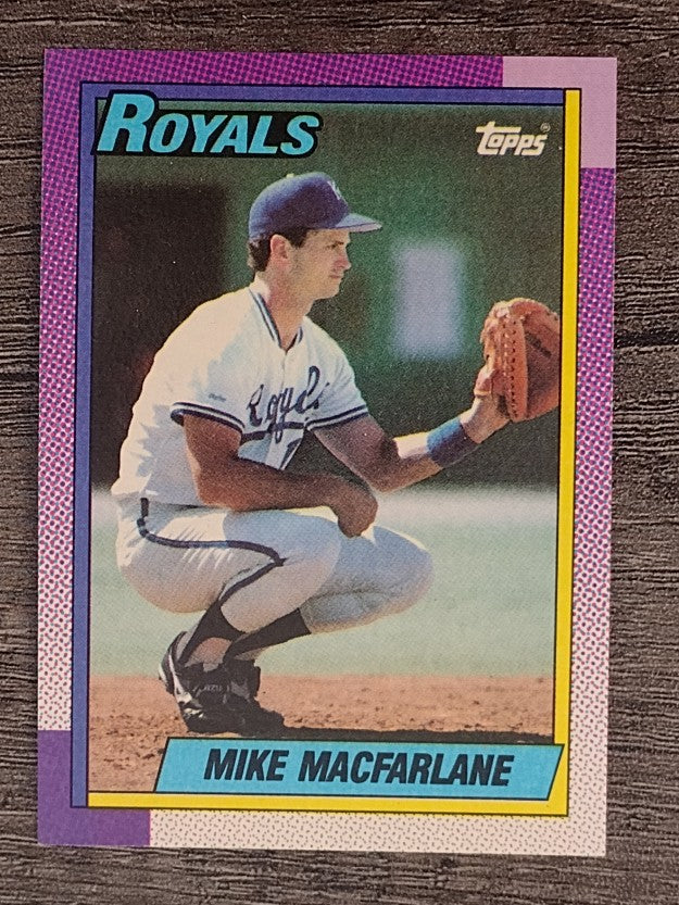 1990 Topps #202 Mike Macfarlane