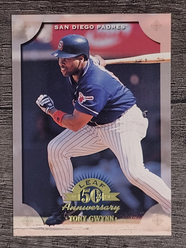 1998 Leaf #11 Tony Gwynn