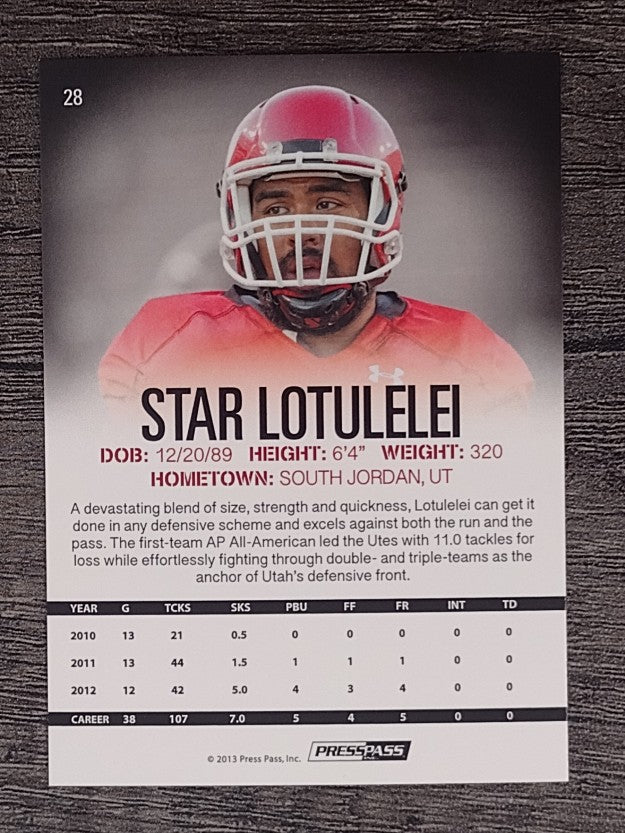 2013 Press Pass Gold #28 Star Lotulelei