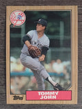 1987 Topps #236 Tommy John