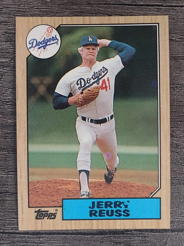 1987 Topps #682 Jerry Reuss