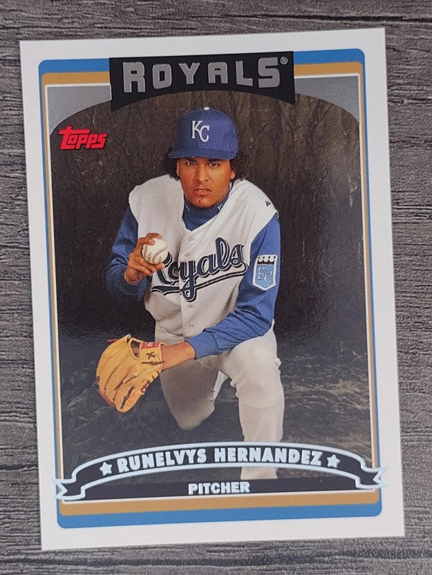 2006 Topps #471 Runelvys Hernandez