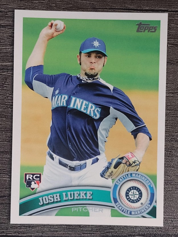 2011 Topps #618 Josh Lueke RC