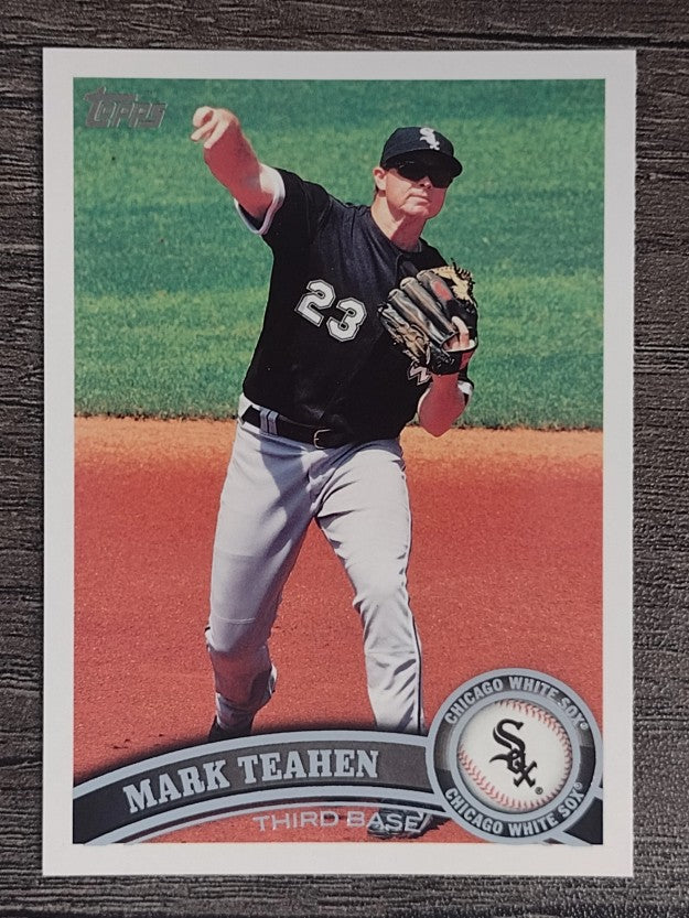 2011 Topps #565 Mark Teahen