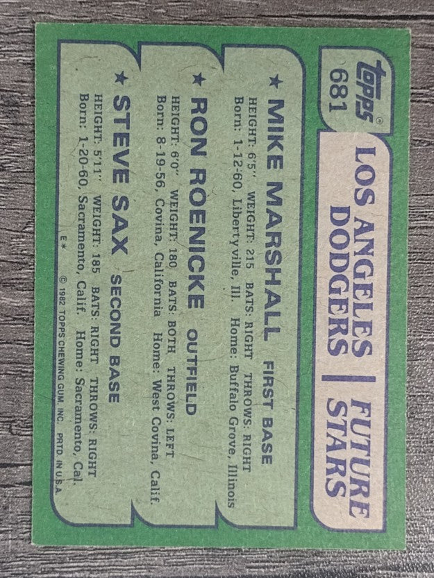1982 Topps #681 Mike Marshall RC/Ron Roenicke RC/Steve Sax RC
