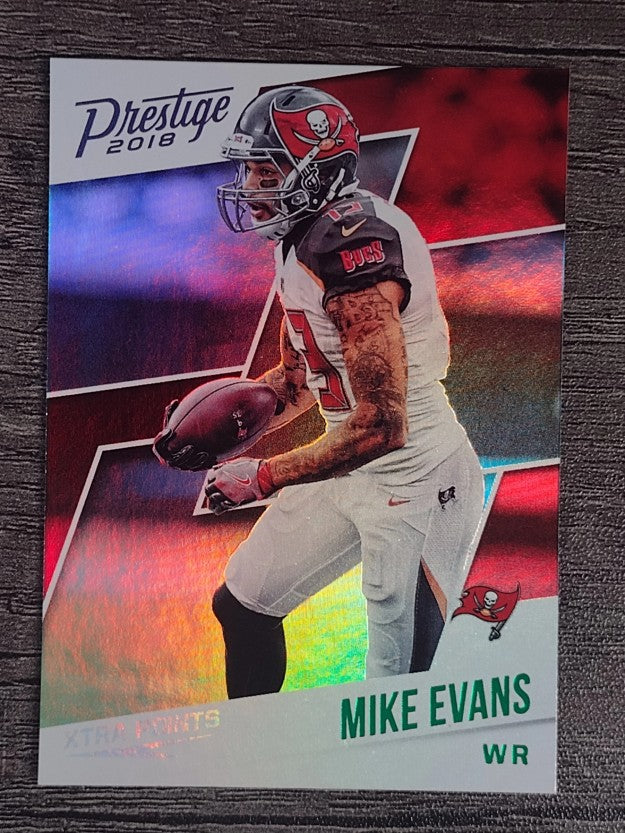2018 Prestige Xtra Points Green #157 Mike Evans
