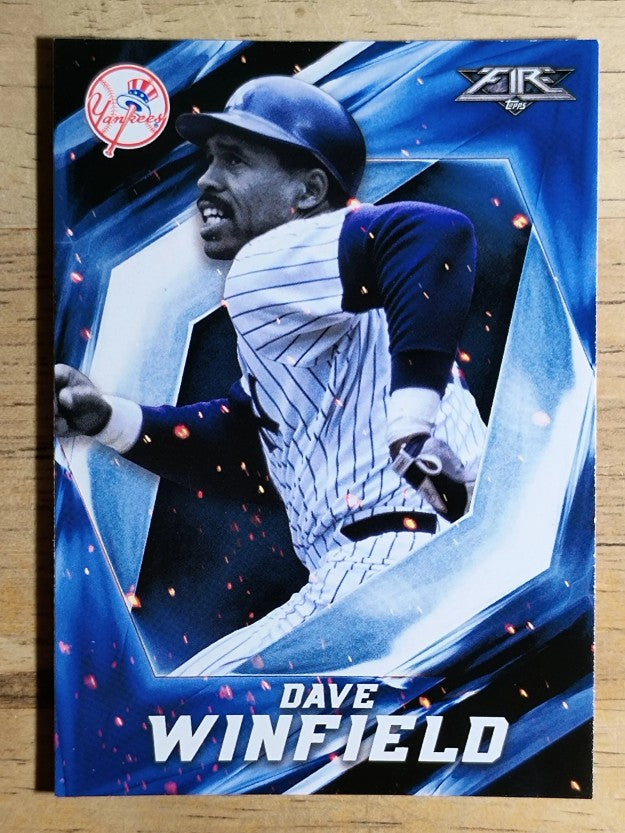 2017 Topps Fire #156 Dave Winfield