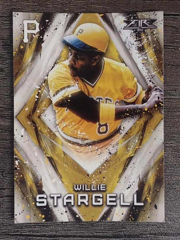 2017 Topps Fire #12 Willie Stargell