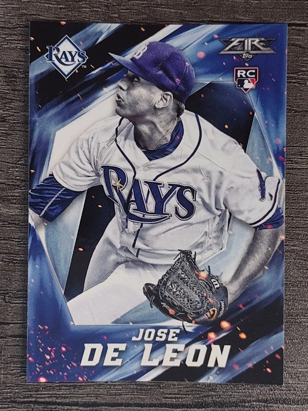 2017 Topps Fire #122 Jose De Leon RC